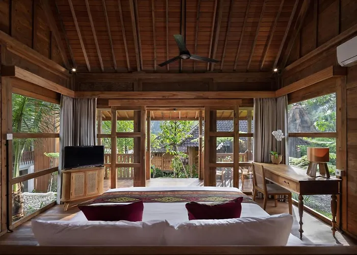 リゾート Rumah Kayu ウブド
