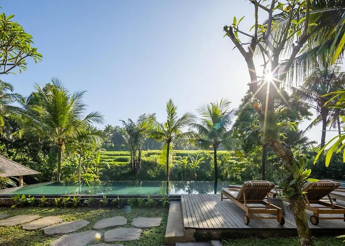 Rumah Kayu リゾート 4*