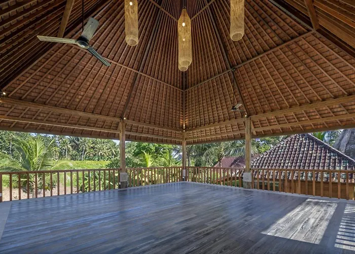 リゾート Rumah Kayu ウブド