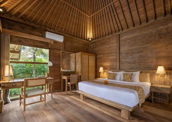 リゾート Rumah Kayu 4*