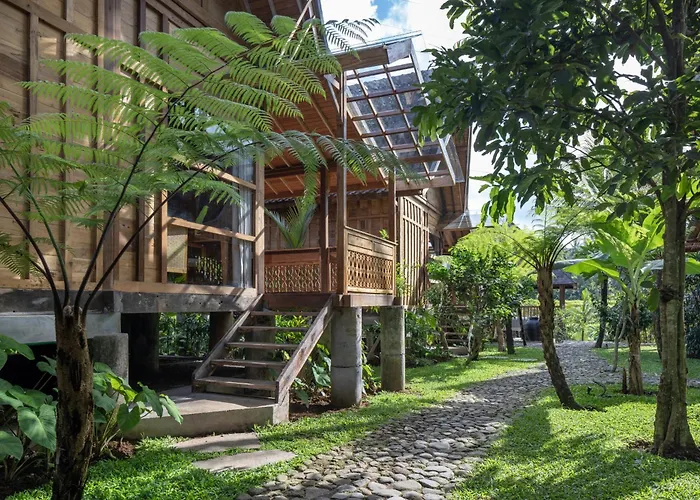 Rumah Kayu リゾート ウブド