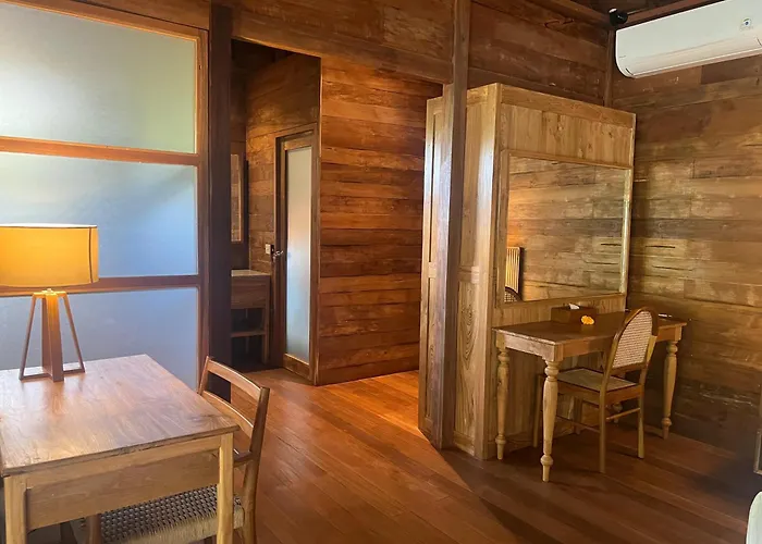 Rumah Kayu 4*